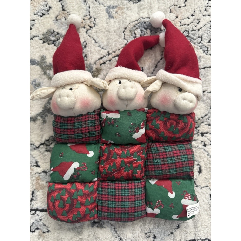 Christmas Pigs In A Blanket Hot Pad - Quilted Thick - Hats Pose
